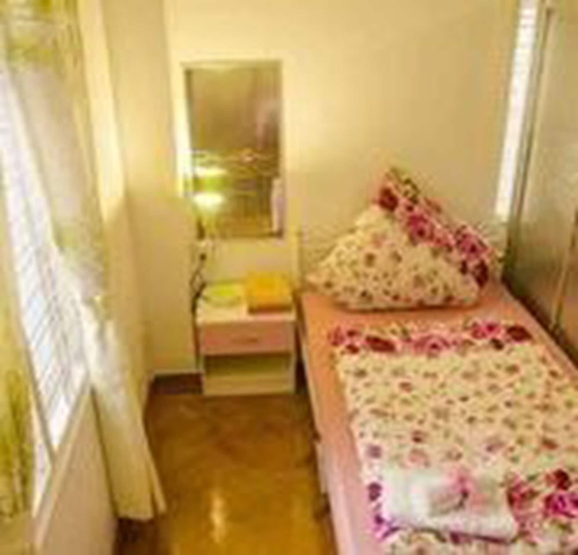 Adler Lady Hostel - Ladies Only Yangon Esterno foto